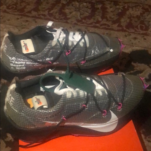 Off white sneakers they don’t make them anymore - Picture 6 of 8